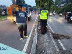 Oleng Tabrak Median Jalan, Pengendara Motor Honda Beat Meninggal Dunia 